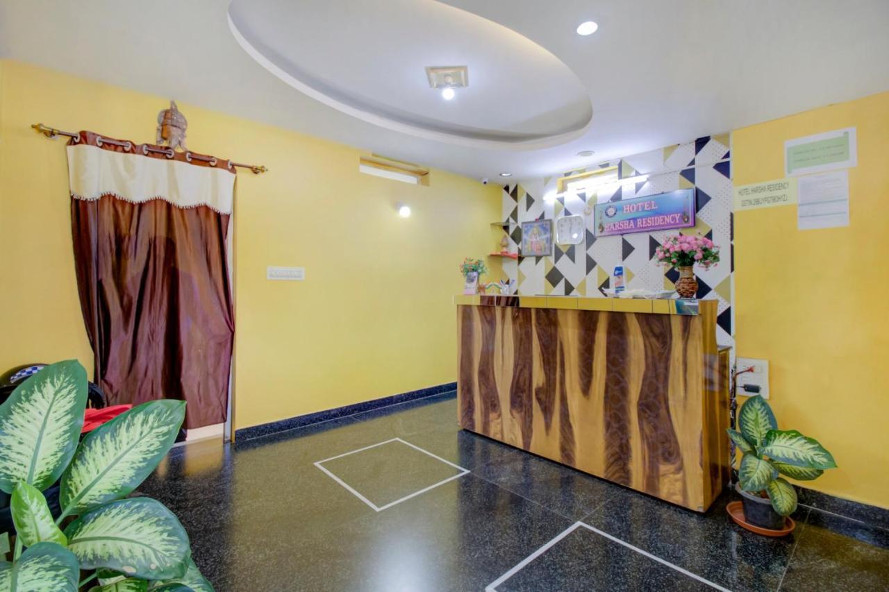Oyo 75854 Hotel Harsha Residency Бенґалуру Екстер'єр фото